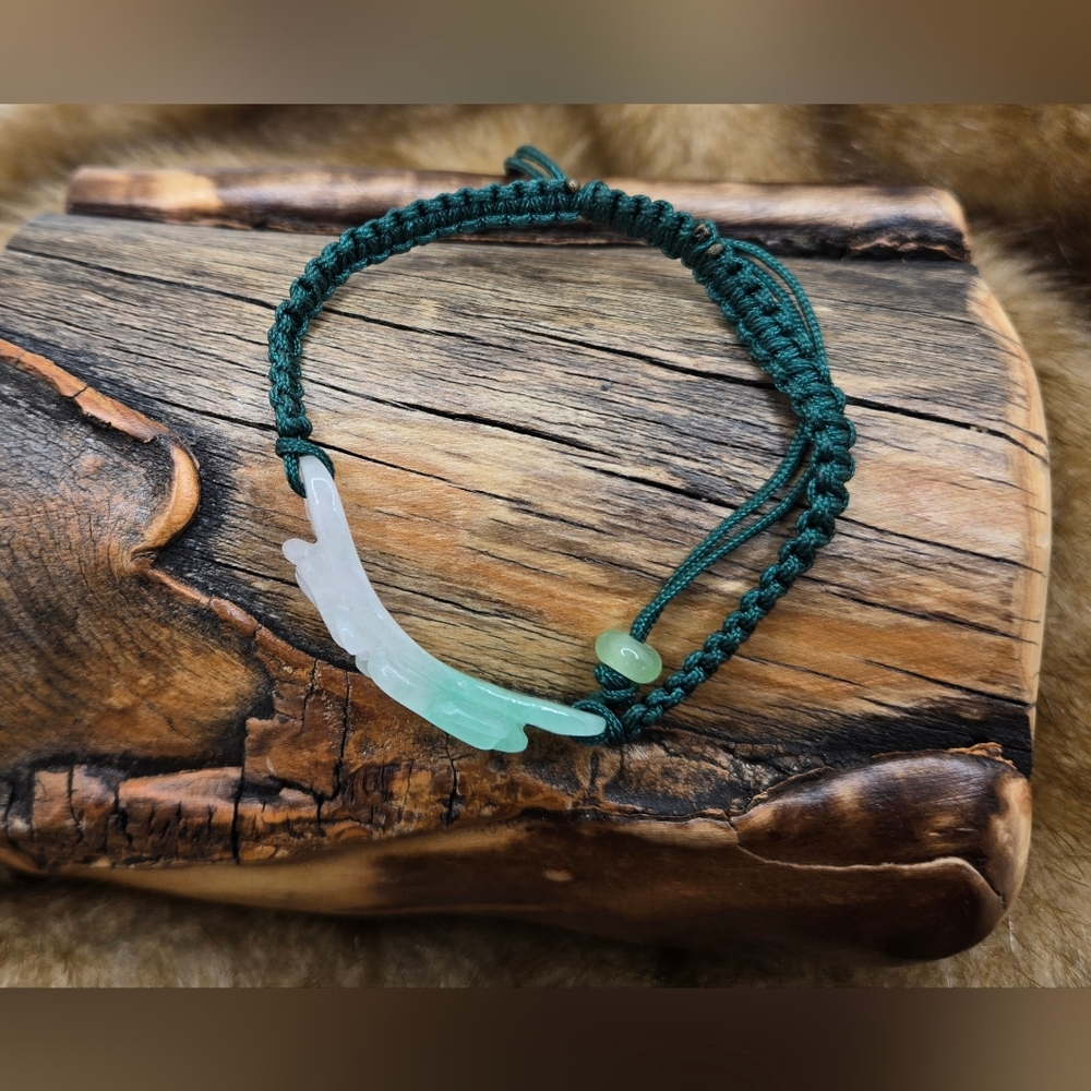🐢 Jade Bracelet w/ Carving of a Tortoise & a Hare Representing Fable Adjustable